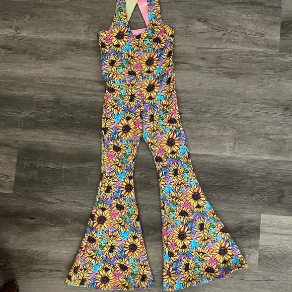 Bell bottom jumper - Picture 2 of 3